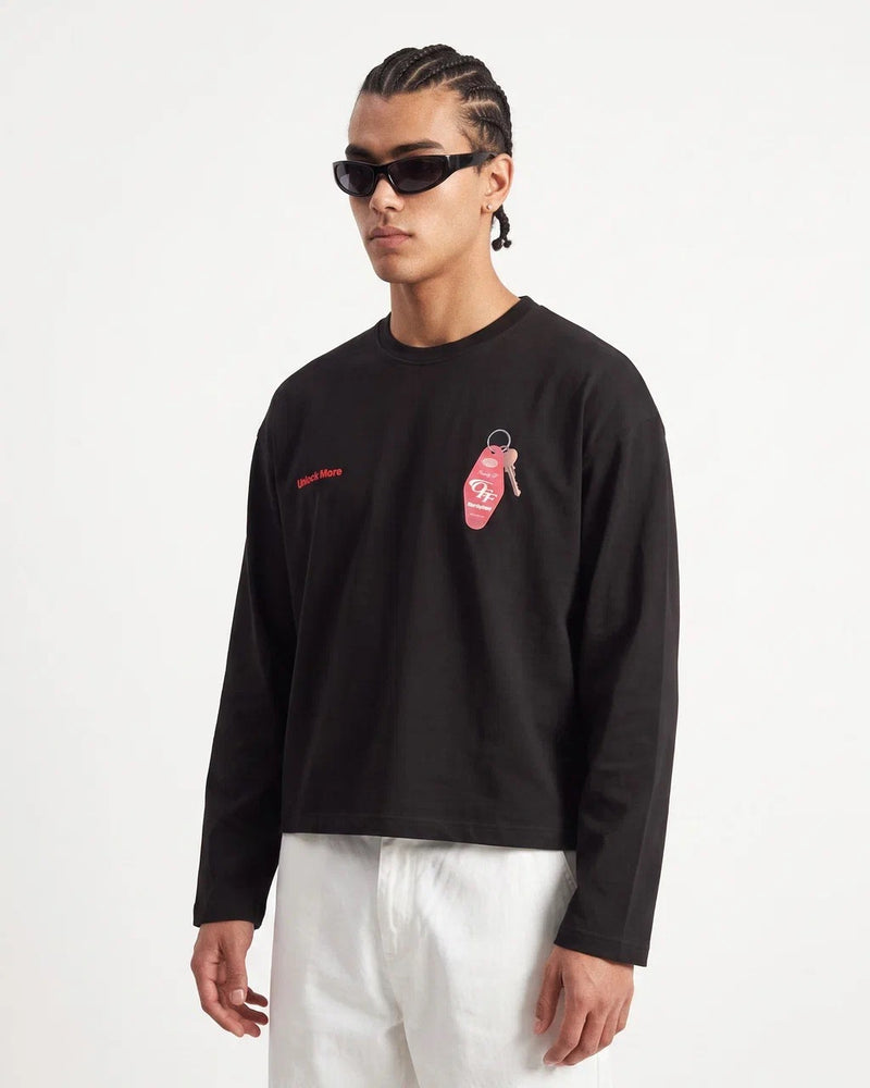 LONGSLEEVE - UNLOCK MORE